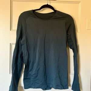 Fabletics Women's Long Sleeve Dark Blue Workout Top